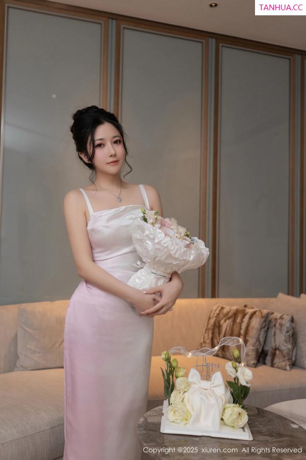[XiuRen]高清写真图 2025.02.19 No.9907 鱼子酱Fish 丝袜美腿